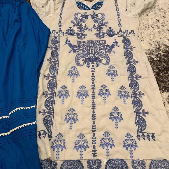 New 3 piece laxauary lawn salwar xl - Picture 3 of 5